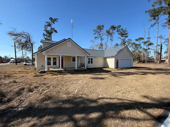 601 Van St, Nicholls, GA 31554