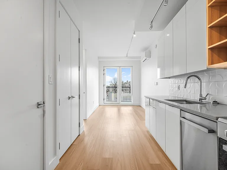 1457 Flatbush Ave #321 — Photo 3