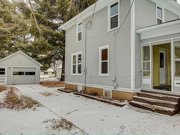 E Oak St MLS-32