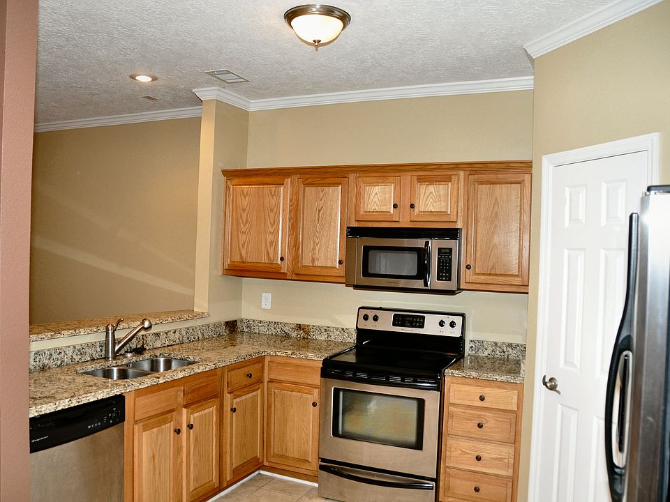 1st image of 2198 River Park Ct