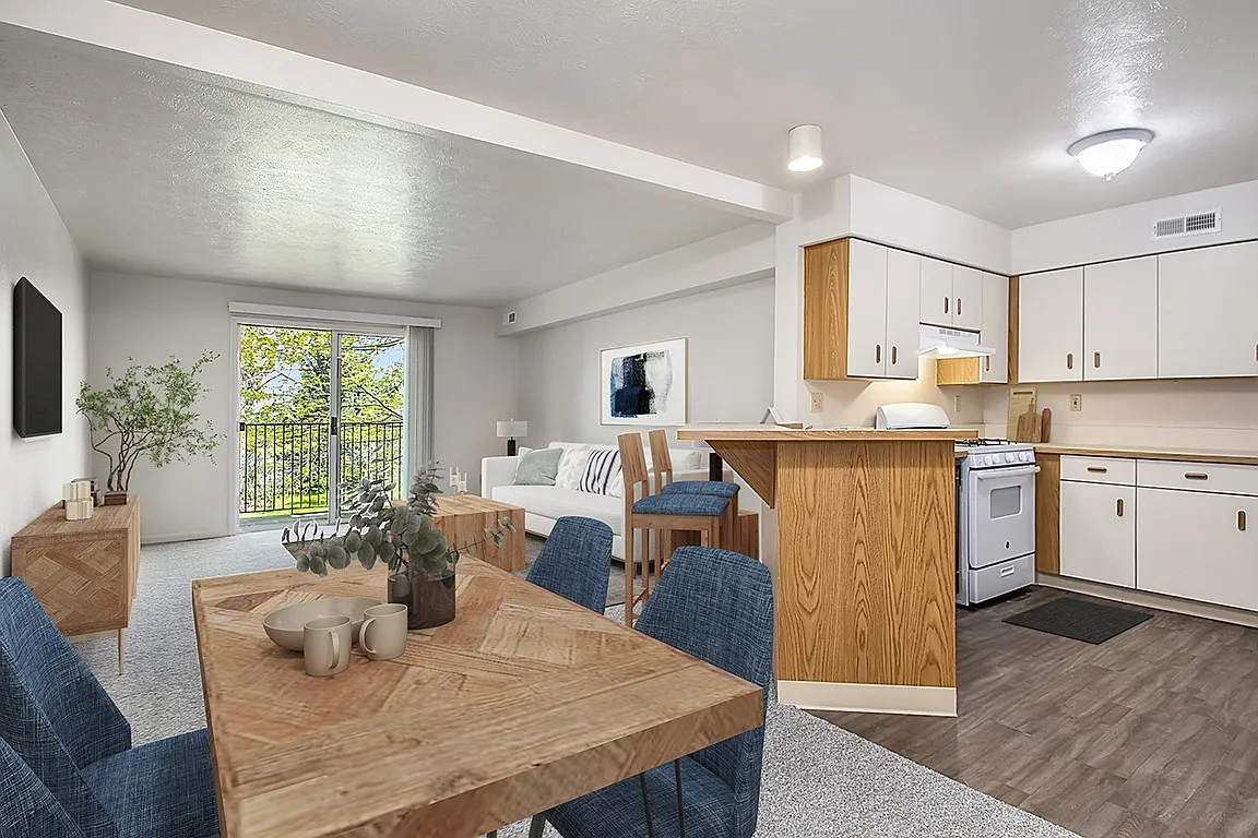 Dupont Lakes Apartments — Photo 1