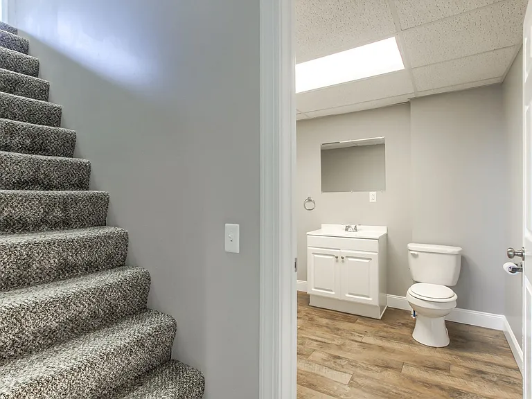 1800 Lehman St — Photo 51