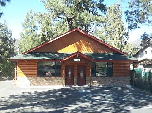 1st image of 909 W Big Bear Blvd