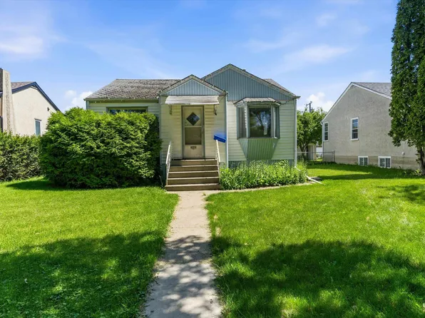 11619 123rd St NW, Edmonton, AB T5M 0G7