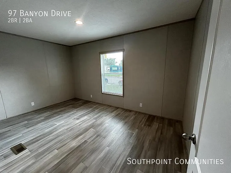 97 Banyon Dr — Photo 9