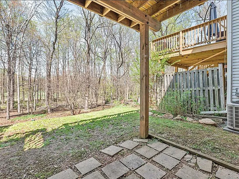 17641 Longview Ln — Photo 22