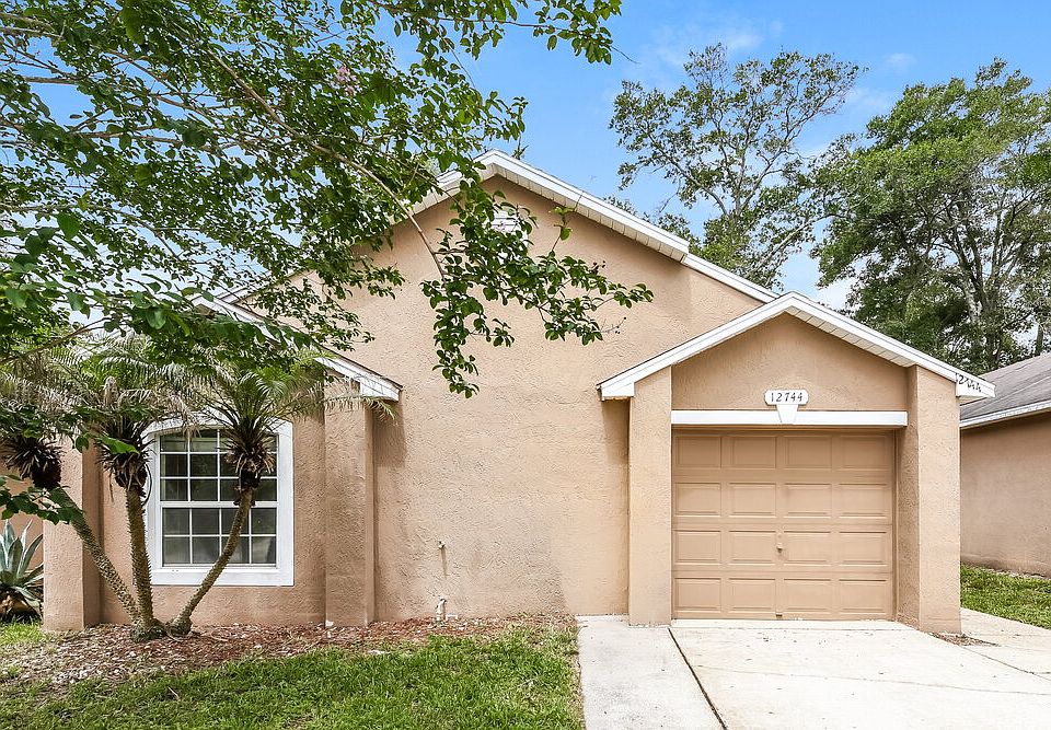 1st image of 12744 Ashbrook Cir W