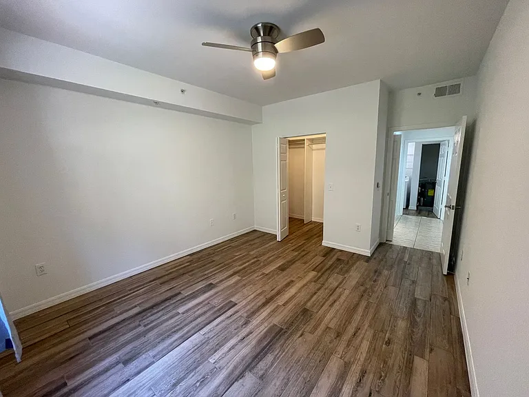 7915 Preserve Cir #217 — Photo 18