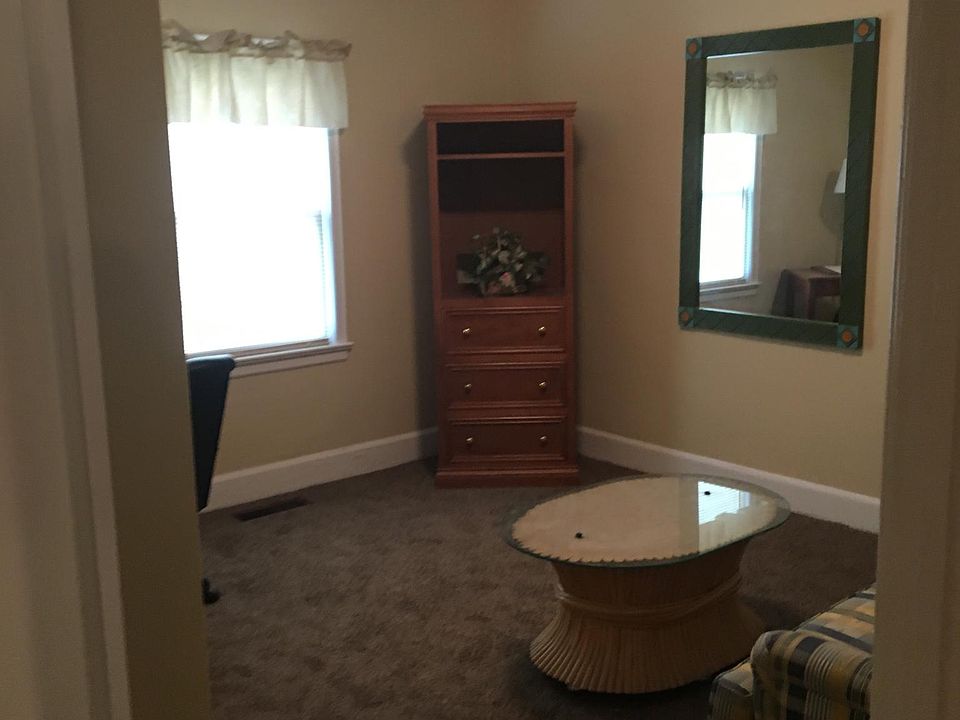 325 Thurston Ave Thomaston GA Zillow