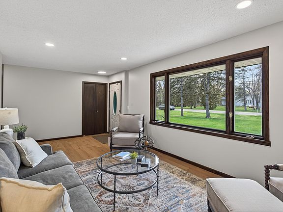 5th image of 16321 Zirconium St NW
