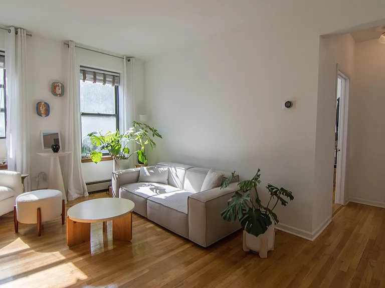 208 Willow Ave #201 — Photo 12