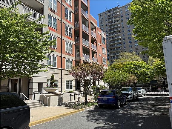 2nd image of 65 Oceana Dr E APT 7A