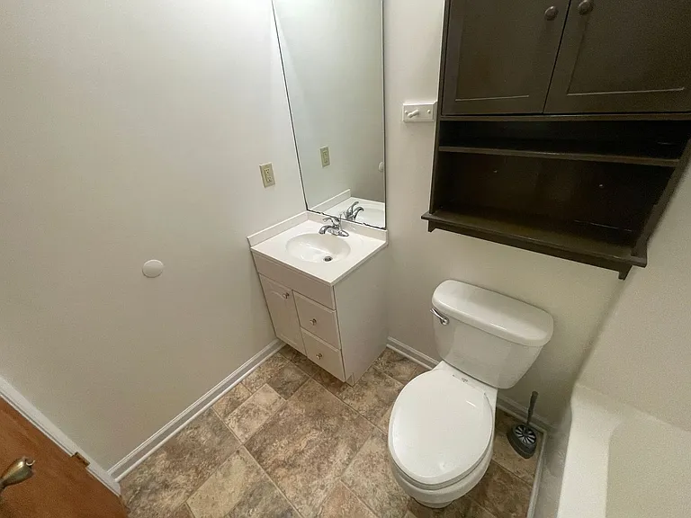 408 Sunset Dr — Photo 15
