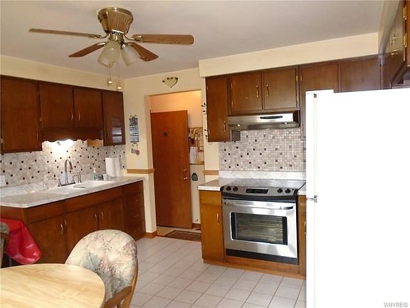 4th image of 31 Honduras Ln