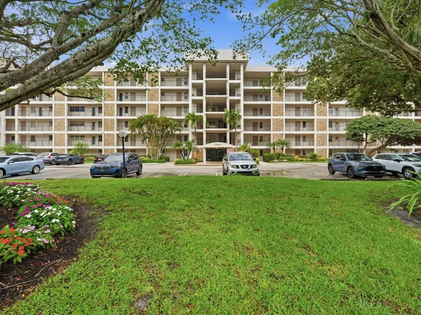 2801 N Palm Aire Dr APT 402, Pompano Beach, FL 33069