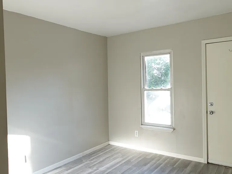 472 Michigan Ave #2 — Photo 17