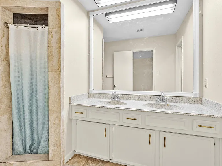3127 Wagon Trail Dr — Photo 14