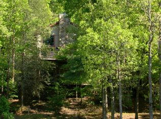 110 The Lndg, Robbinsville, NC 28771