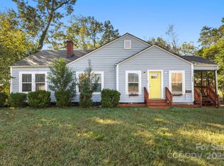 254 Arlington St, Forest City, NC 28043