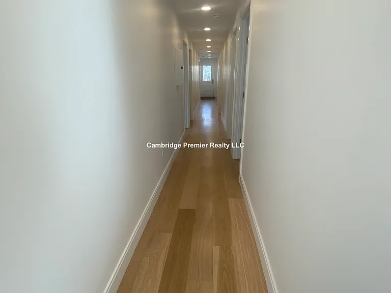 12 Copley St — Photo 22