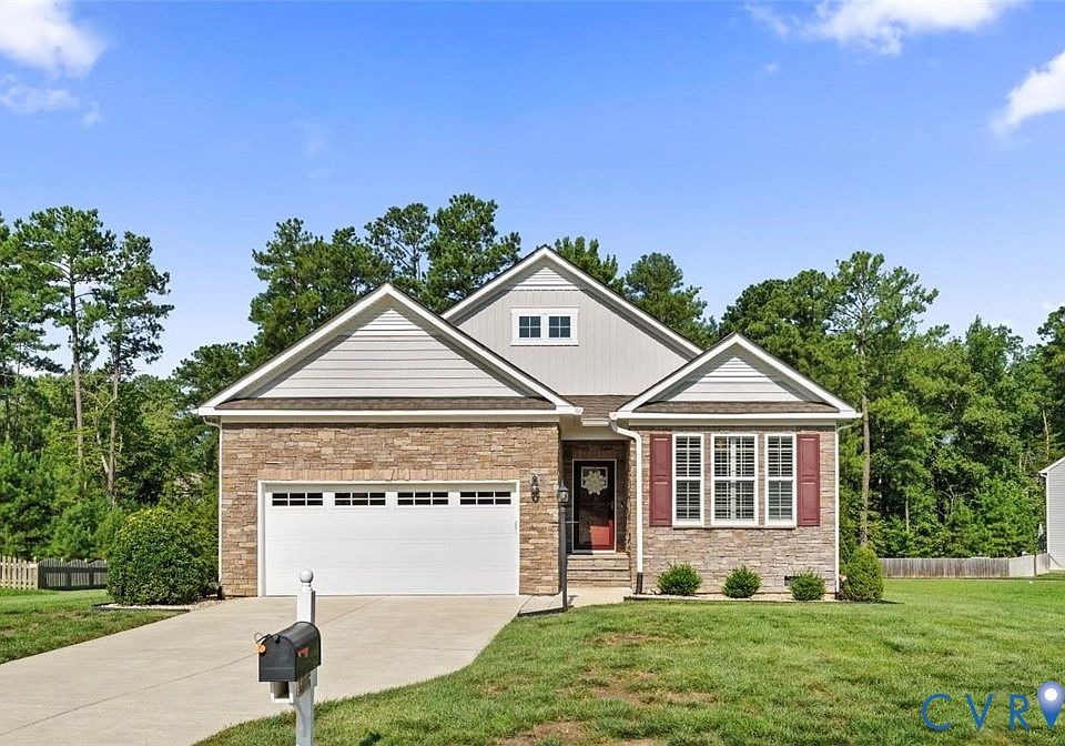1st image of 15106 Hazelbury Cir