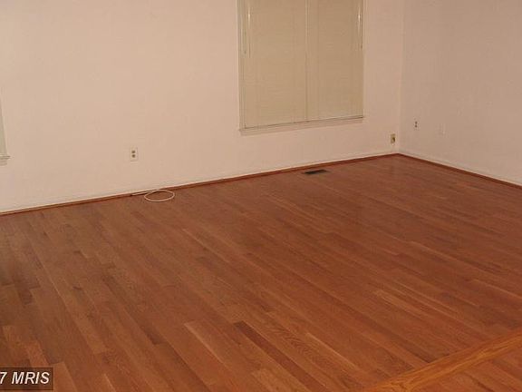 5th image of 416 Council Dr NE