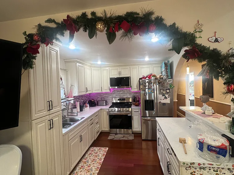 10614 Scott Ave — Photo 8