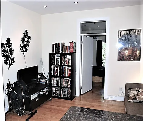 Rented by The Hamilton Group | media 7