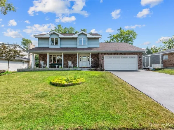 625 Longview Dr, Antioch, IL 60002