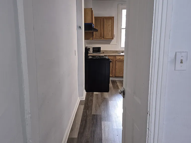30 S 16th St — Photo 3