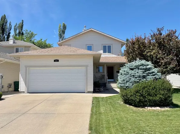 222 E Heritage Cir W, Lethbridge, AB T1K 7H8