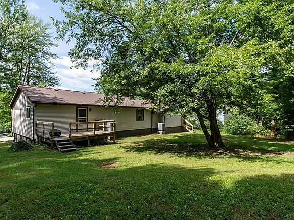 2nd image of 3720 N Collins Dr