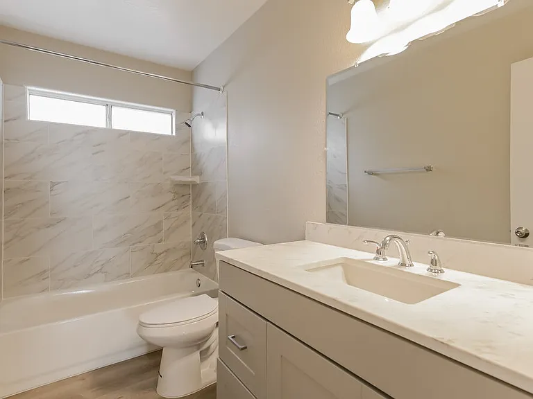 1212 Autumn Ridge Cir — Photo 14