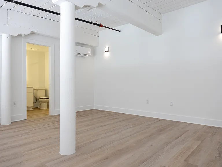 Overton Lofts — Photo 89