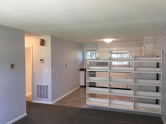 4th image of 7620 Austin Dr APT B