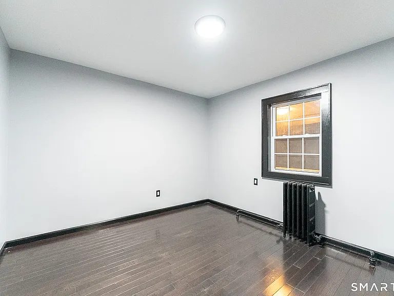 24 Concord St — Photo 12