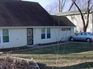 723 Walnut St, Leavenworth, KS 66048