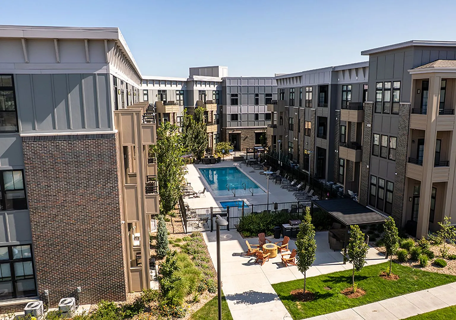 Element 30 Apartments — Photo 3
