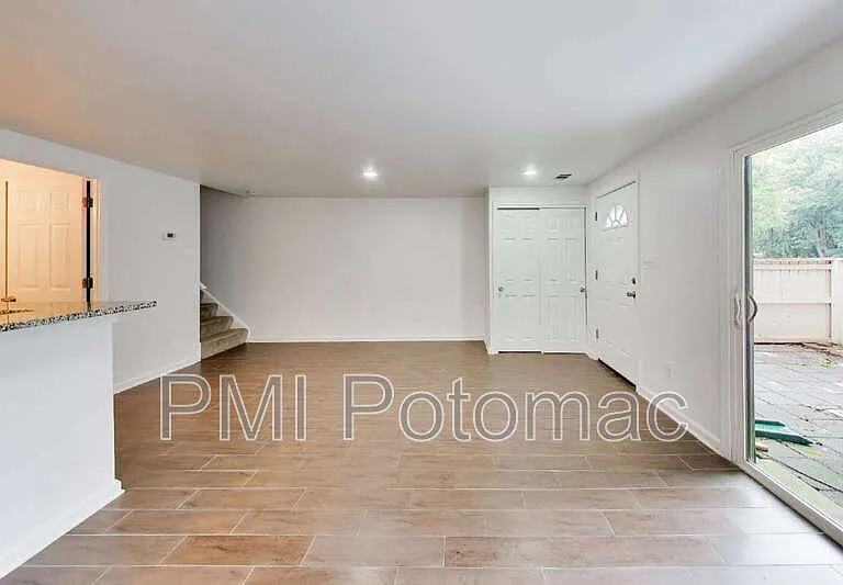 9391 Chadburn Pl — Photo 8