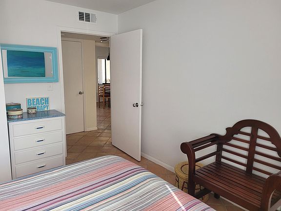 4th image of 1515 Pinellas Bayway S APT B17