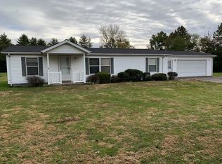 137 N Whitelock Ave, Petersburg, IN