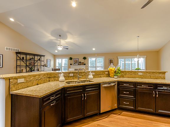 Granite Butterfly Island