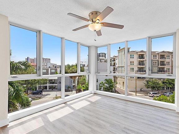 2nd image of 470 3rd St S Unit 422