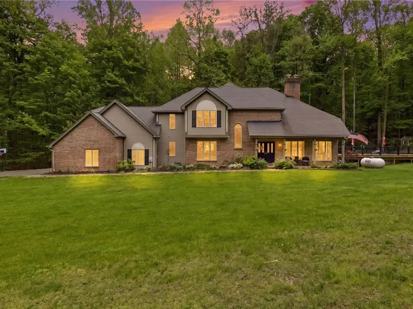 920 Willis Hill Rd, Victor, NY 14564