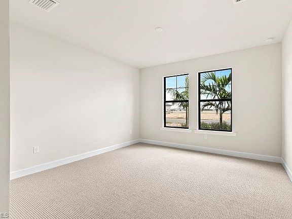 5th image of 19312 Aqua Shore Dr