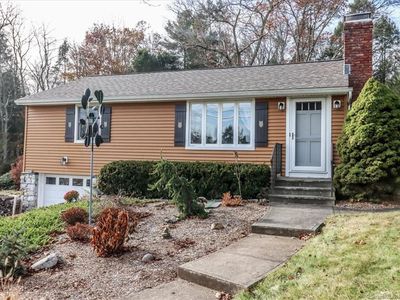 13 Sunnyview Terrace, Sandy Hook, CT, 06482