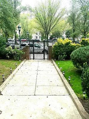 Rented by Century 21 Milestone Realty | media 4