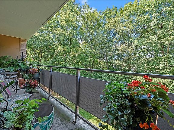 5th image of 2112 Acacia Park Dr APT 418