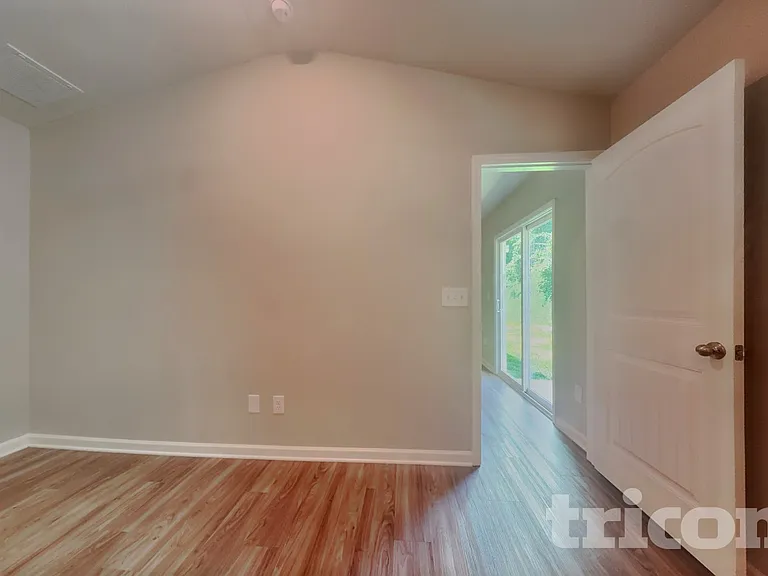 4605 Hazelburn Dr — Photo 7