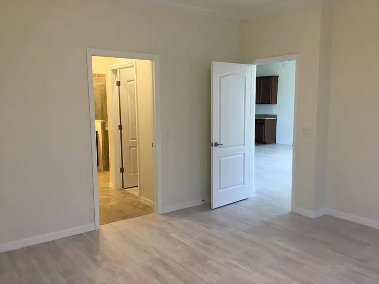 1611 Parnell Ct — Photo 17
